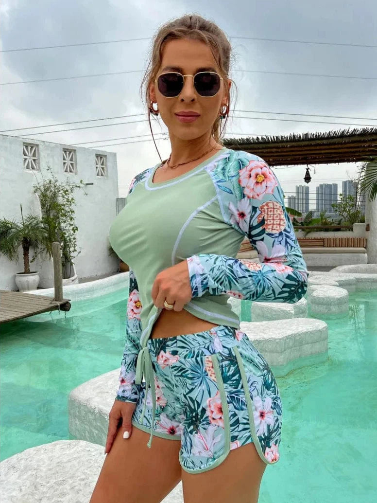 Stylish Swimsuit with Long Sleeves and Shorts Chic Bikini Set