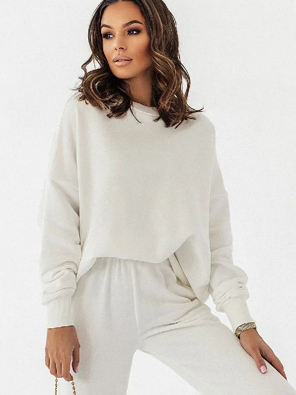 Sweatshirt IVON Hoodie with Embroidery Detailed Premium