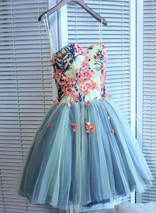 Charming Short Party Dress , Tulle Formal Dress with Flower Lace Applique Tunics Stylish modern Charming Short Party Dress , Tulle Formal Dress with Flower Lace Applique Tunics Stylish modern