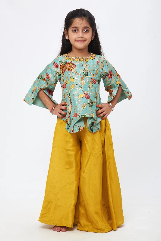 Radiant Nature: Girls' Floral-Printed Aqua Kurti and Yellow Palazzo Pant Set Casual Yoga Pants Radiant Nature: Girls' Floral-Printed Aqua Kurti and Yellow Palazzo Pant Set Casual Yoga Pants
