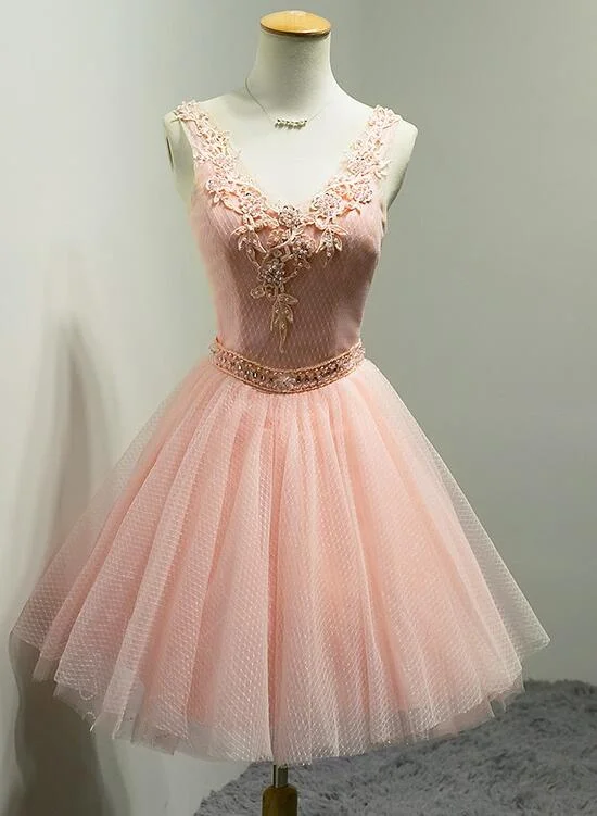 V-neckline Beaded Tulle Short Party Dress, Knee Length Homecoming Dress Prom Dress Tunics Spring floral V-neckline Beaded Tulle Short Party Dress, Knee Length Homecoming Dress Prom Dress Tunics Spring floral