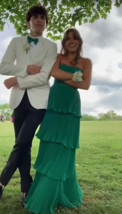Green Strapless A-Line Tiered Chiffon Long Party Dress,DP1975 Tunics Luxurious high-end Green Strapless A-Line Tiered Chiffon Long Party Dress,DP1975 Tunics Luxurious high-end