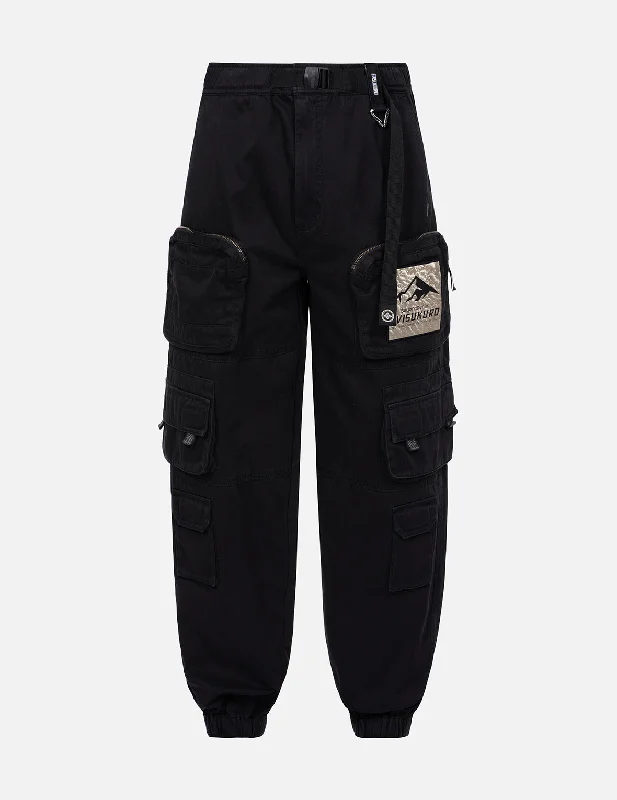 Mountain Embossed Badge Regular fit Cargo Pants Comfortable Denim Leggings