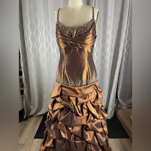 Vintage Spaghetti Straps Pleated Satin Beaded Evening Dress Mermaid Party Dress cc2675 Tunics Party sparkling Vintage Spaghetti Straps Pleated Satin Beaded Evening Dress Mermaid Party Dress cc2675 Tunics Party sparkling