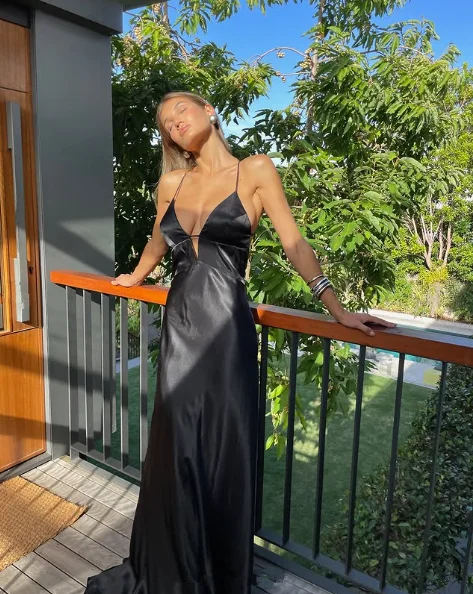 Simple Spaghetti Straps Long Mermaid Evening Dress,Black Backless Prom Party Dress cc2721 Tunics Stylish modern Simple Spaghetti Straps Long Mermaid Evening Dress,Black Backless Prom Party Dress cc2721 Tunics Stylish modern
