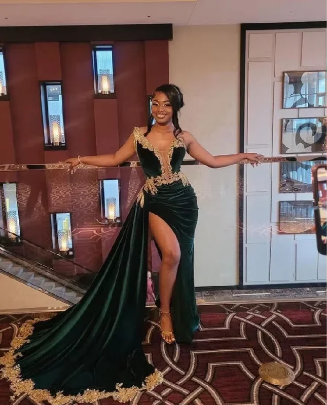 Sexy Halter Velvet Lace Appliques Evening Dress,Green Slit Party Dress Evening Gown cc2614 Square Neckline Feminine Sexy Halter Velvet Lace Appliques Evening Dress,Green Slit Party Dress Evening Gown cc2614 Square Neckline Feminine
